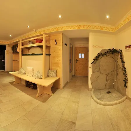 Garni Concordia - Dolomites ホテル 3*