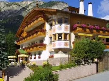 Garni Concordia - Dolomites ホテル 3*