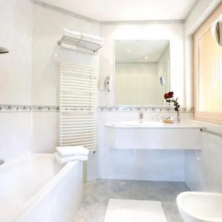 Hotel Garni Concordia - Dolomites Home Hotel Selva di Val Gardena